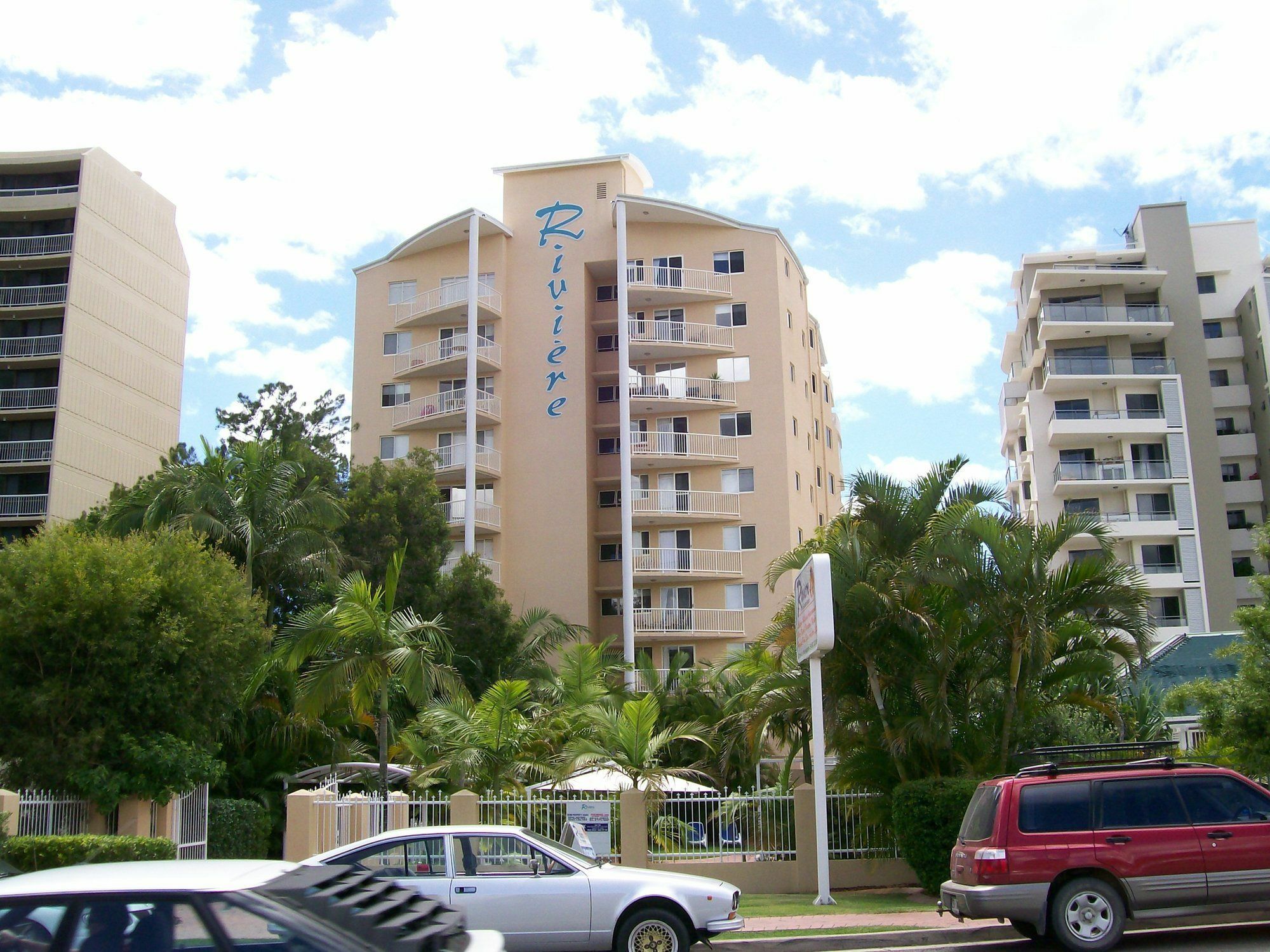 Riviere On Golden Beach Caloundra Exterior photo